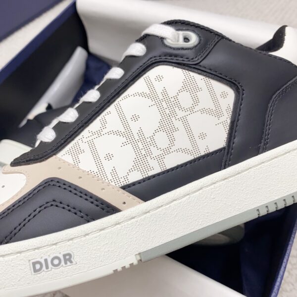 sy_no_48F3FB60A13BEC0A846D25A653DA4DA4_4 Dior White Black Leather Low Sneaker