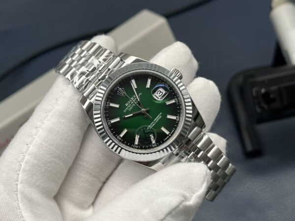 Rolex Dog Tooth Ring Gold Logbook Series Automatic Mechanical Movement 100 meter Waterproof Date Display Men's Watch Swiss Watch 41mm Green Dial