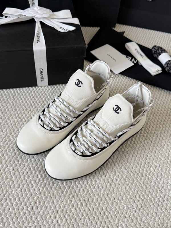 sy_no_4ECFFEC9493623F806A804E19FAFC83C_3 Chanel White Leather and Knit Slip-On Low-Top Sneaker with Speckled Laces and CC Logo