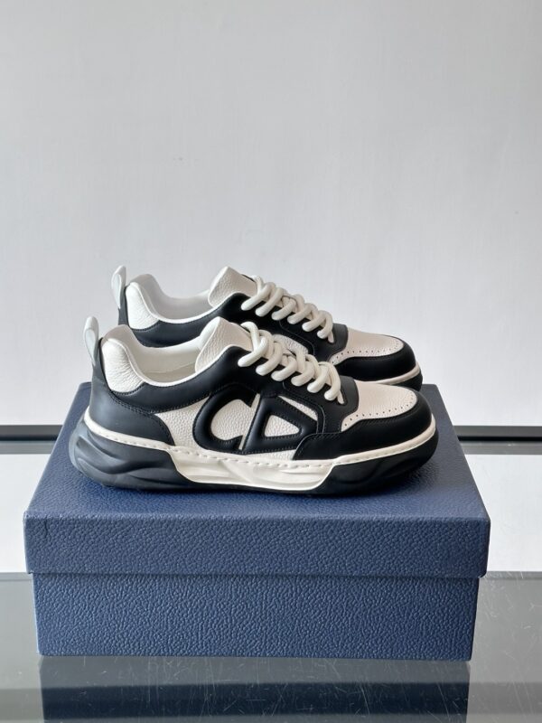 Dior Black and White Leather CD Logo Low-Top Sneaker