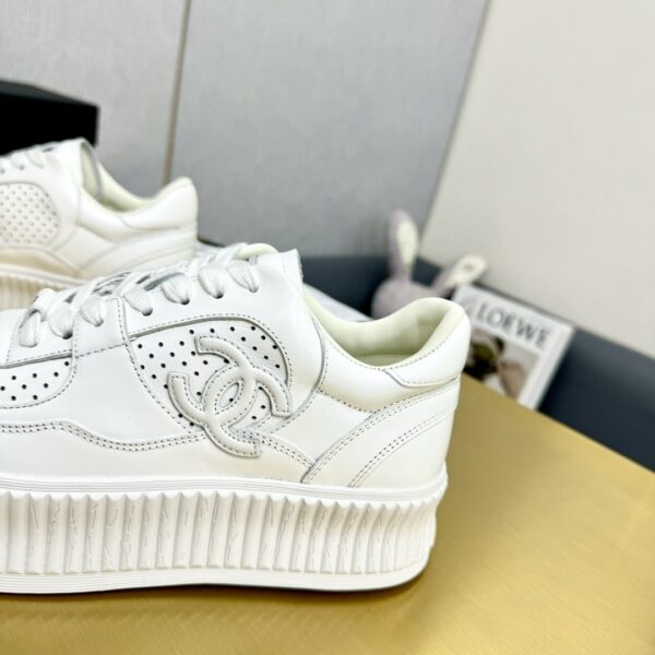 sy_no_509CAC2AF239607C0340A2E896A8C9F1_8 Chanel Off-White Leather Platform Low-Top Sneaker with Perforated CC Logo and Ribbed Sole