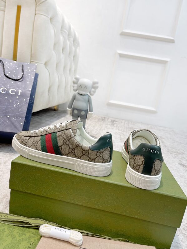 sy_no_50A03DABACE1793DB33D2E2F5B411E41_3 Gucci Screener GG Supreme Canvas Sneaker with Web Stripe