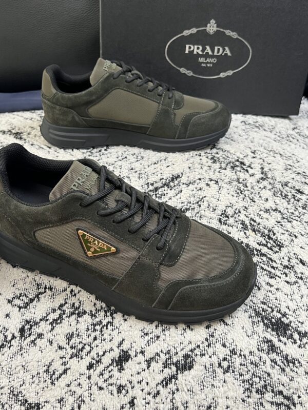 sy_no_52F499B43BAF2B6059C6FC5F70B4CF6D_5 Prada Olive Suede Mesh-Spliced Triangle Logo Low-Top Sneaker