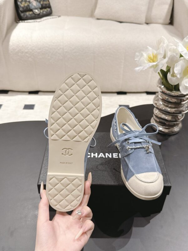 sy_no_5316C3E18E0FE2FA0BE943EF281AC671_7 Chanel Light Blue Suede Low-Top Shoe with Cap-Toe & CC Chain Detail