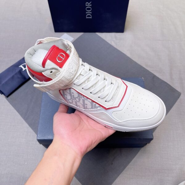 sy_no_56A8612EE808D7AAA87C087B4EEDEC41_5 Dior White-Red Strap B27 High-Top Sneaker