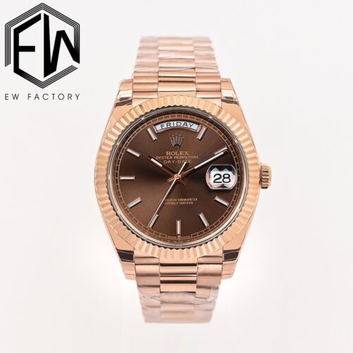 ROLEX Rolex Dog Tooth Ring Rose Gold Week Calendar Automatic Mechanical Movement 100m Waterproof Date Display Men's Watch Swiss Watch 40mm Coffee Color Dial