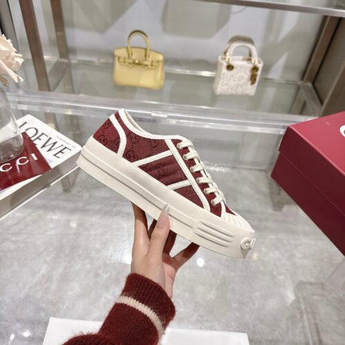 sy_no_5A380F40571E6EF5B1272591B164C6EC_0 Gucci MAC8 GG Canvas Sneaker in Bordeaux & Off-White