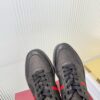 sy_no_5B617B9BE7658988BDFF790E3705F644_7 Gucci Black Leather Sneaker with Web Stripe