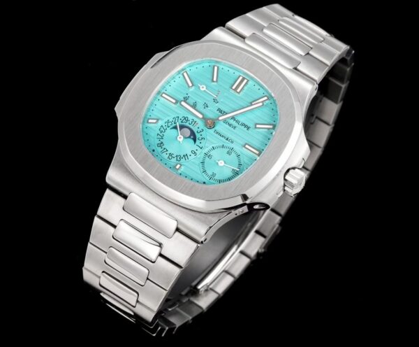 Patek Philippe Sport Elegant NAUTILUS Series Nautilus Automatic Mechanical Machine