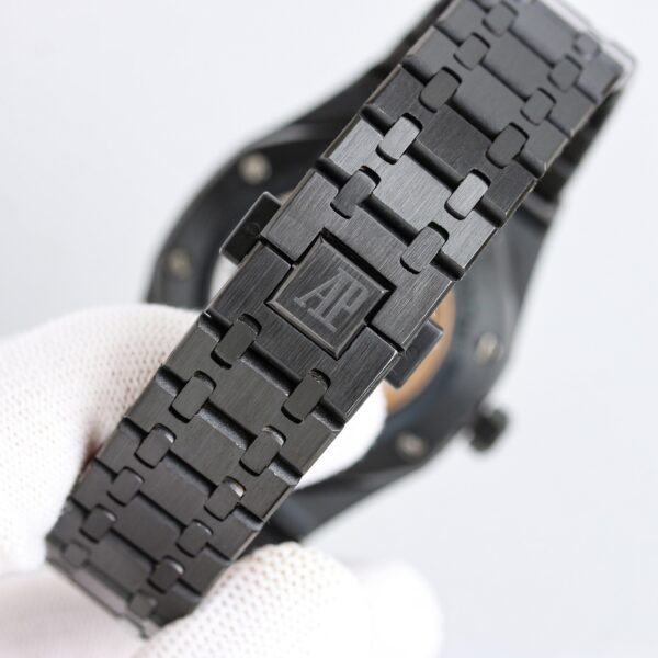 AUDEMARS PIGUET Audemars Piguet Royal Oak ROYAL OAK series automatic mechanical movement 20 meters waterproof unisex Swiss watch 41mm hollow dial titanium metal case