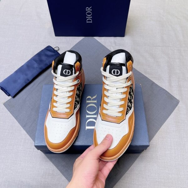 sy_no_6013D320EC8BE5E240F3CCE0053727EB_3 Dior Caramel-White Spliced B27 Mid-Top Sneaker