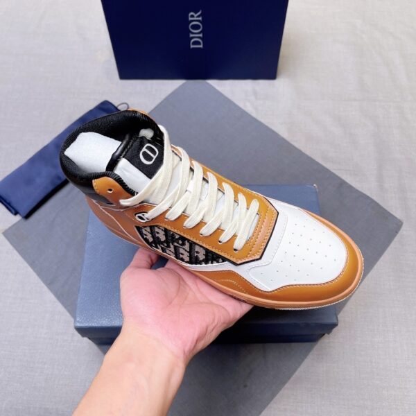 sy_no_6013D320EC8BE5E240F3CCE0053727EB_5 Dior Caramel-White Spliced B27 Mid-Top Sneaker