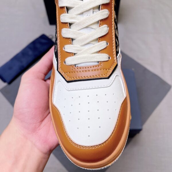 sy_no_6013D320EC8BE5E240F3CCE0053727EB_6 Dior Caramel-White Spliced B27 Mid-Top Sneaker