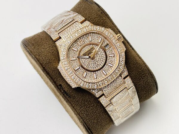 Patek Philippe Sport Elegance NAUTILUS Series Nautilus Automatic Mechanical Movement