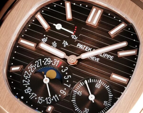 sy_no_61F424F446F5416F40D360E5C3D91A86_4 Patek Philippe Sporty Elegance NAUTILUS Series Nautilus Automatic Mechanical Movement Coffee colored Dial
