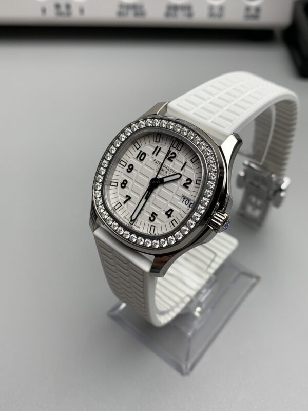 sy_no_650E7F25D79E42A0688706B1327F9E8C_1 Patek Philippe AQUANAUT series quartz movement 120 meter waterproof women's watch Swiss watch