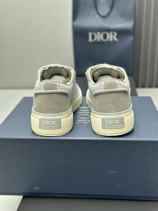 Dior Grey Suede Oblique Jacquard Beige Thick Lace Low-Top Sneaker