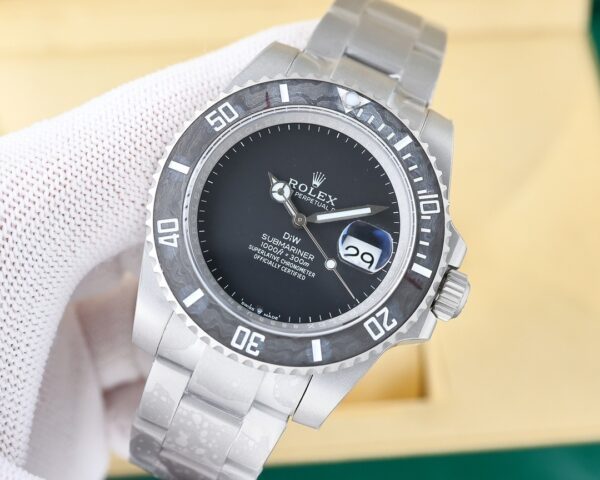 sy_no_665DD265E22111AF81254036C06B9D03_0 ROLEX Rolex DIW Submariner RAKEET