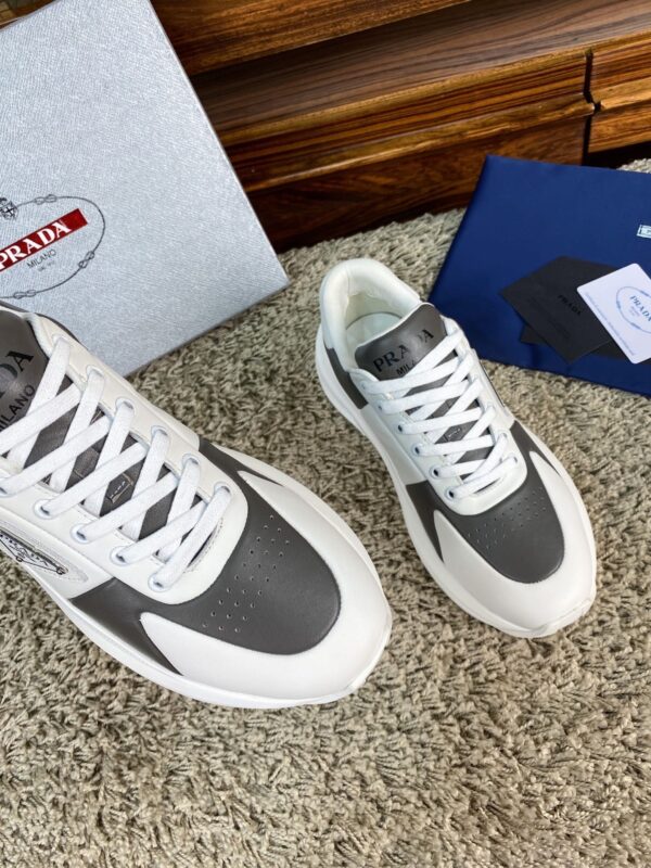 sy_no_67CFDDA6DA2DF1E67CD827184E08E911_3 Prada White Grey Leather Triangle Chunky Sneaker