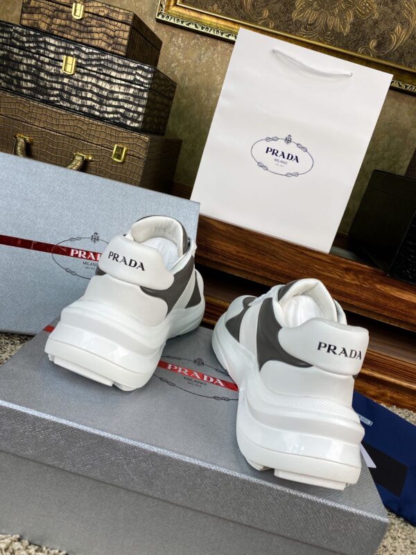 sy_no_67CFDDA6DA2DF1E67CD827184E08E911_6 Prada White Grey Leather Triangle Chunky Sneaker