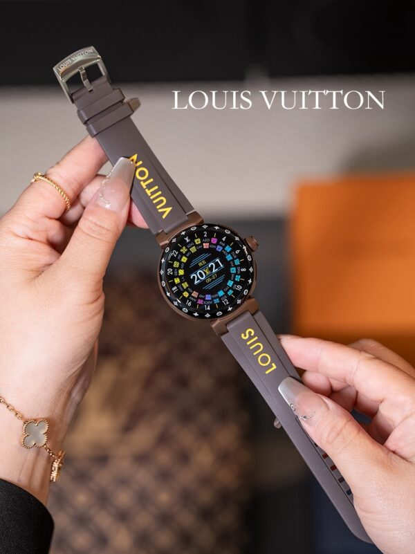 LOUIS VUITTON TAMBOUR HORIZON LIGHT UP Series QAD02Z Smart Watch LV Printed Full Touch Screen Fashion Item