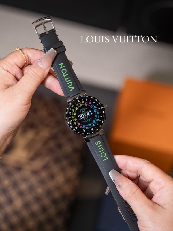 LOUIS VUITTON TAMBOUR HORIZON LIGHT UP Series QAD02Z Smart Watch LV Printed Full Touch Screen Fashion Item