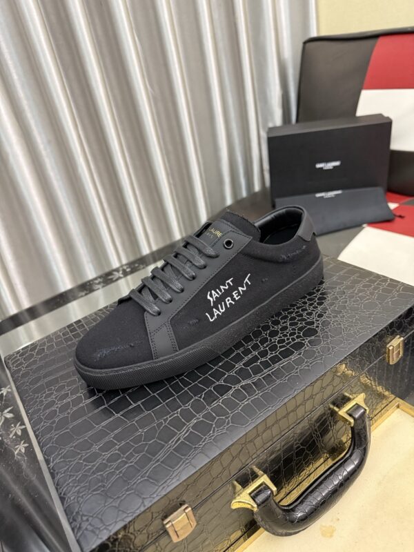 sy_no_6C51ED5EED222FD6CE656DBC0B41F7FE_0 Saint Laurent Black Canvas Black Leather Low-Top Sneaker