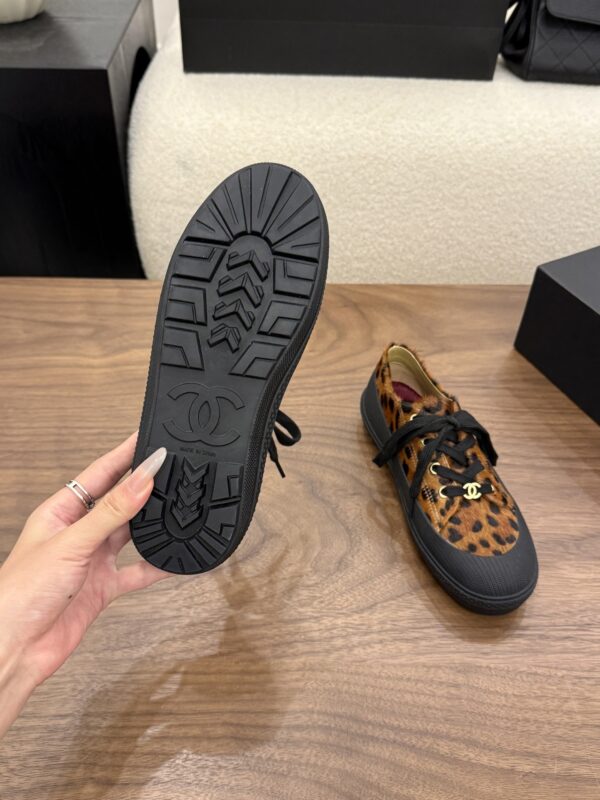 sy_no_6C595D2B52C6808AD2409E5ED3788C67_8 Chanel Leopard Pony-Hair Low-Top Sneaker Leopard-Pony-Sneaker
