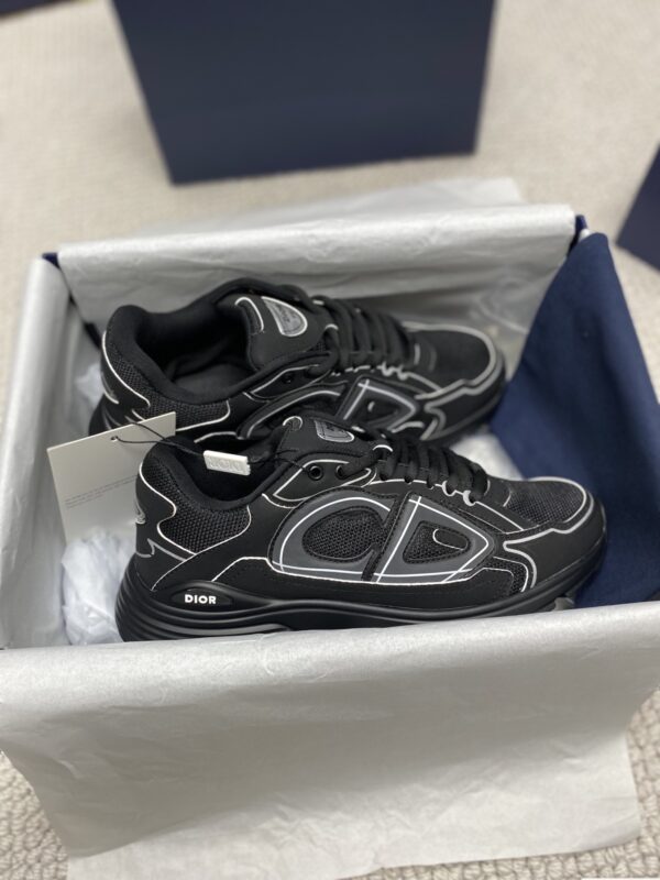 sy_no_6DC1406D011F4655E82C8BC117C52AAB_1 Dior Black Mesh White Outline CD Logo Running Sneaker
