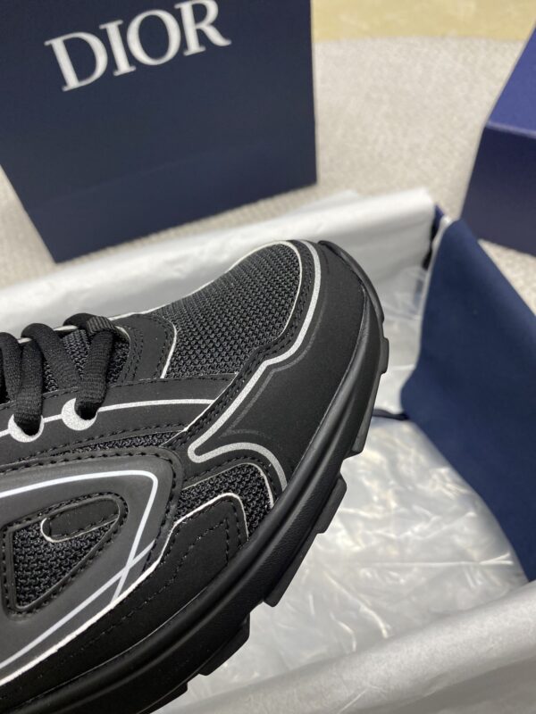 sy_no_6DC1406D011F4655E82C8BC117C52AAB_5 Dior Black Mesh White Outline CD Logo Running Sneaker