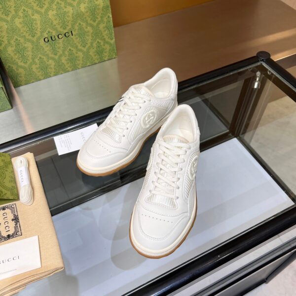 sy_no_6DFB292A4208C0E260974322100FD4FC_7 Gucci All-White MAC8 Sneaker with Interlocking G Logo and Gum Sole