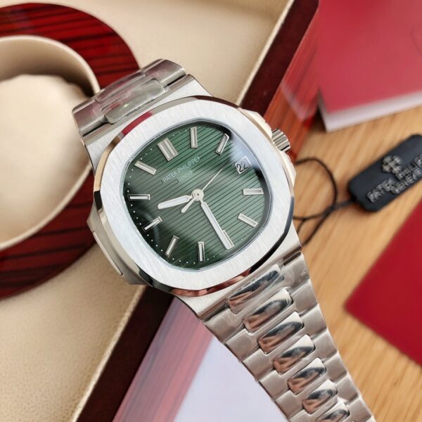 sy_no_6E9DDF249CA3E940B9CE9DF0DC2F8F1A_0 Patek Philippe Nautilus watch, all-steel automatic mechanical watch