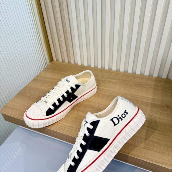 sy_no_716ED651878C2C856E9860857D9D38BA_5 Dior White-Black Canvas Low Sneaker