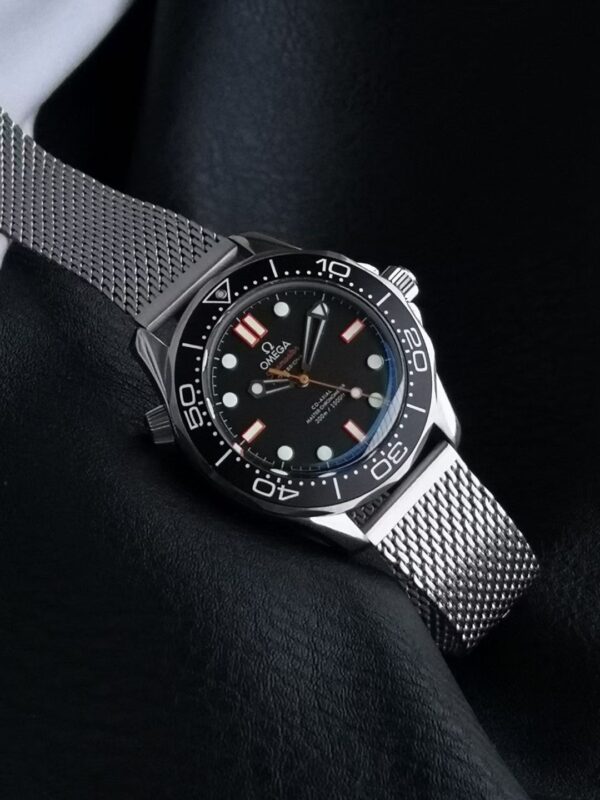Omega Seamaster series automatic mechanical movement men's watch Swiss watch black dial stainless steel case