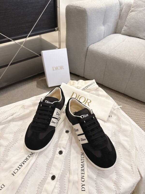 sy_no_73E81DF8B1A98354035C7635D16EFAED_2 Dior Black Suede White Logo Stripe Low Sneaker