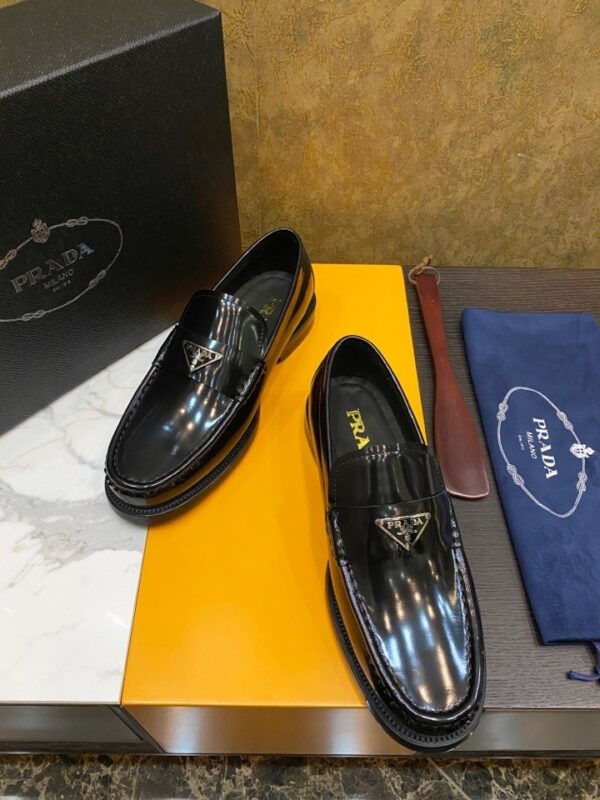 sy_no_74BB34A821C5E7252D500B319E924417_8 Prada Black Patent Leather Triangle Logo Loafers