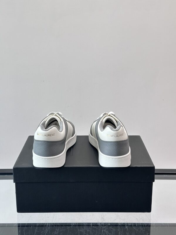 sy_no_75B0B3C334390092ADA39C0DB7B7B5EB_7 Saint Laurent Grey-White Pebble-Leather Low-Top Sneaker