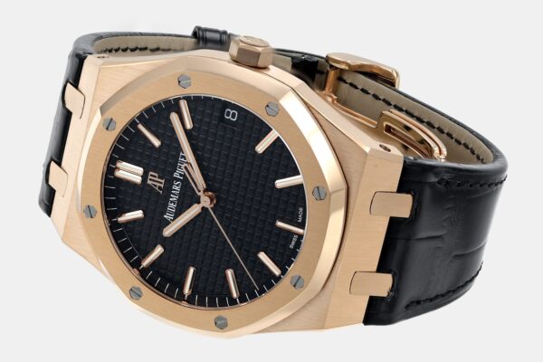 sy_no_769009C1328BFFFC0A152BB49C258E11_4 - 副本 AUDEMARS PIGUET Audemars Piguet Royal Oak Series Automatic Mechanical Movement Black Dial Crocodile Leather Strap
