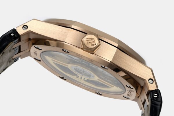 sy_no_769009C1328BFFFC0A152BB49C258E11_5 - 副本 AUDEMARS PIGUET Audemars Piguet Royal Oak Series Automatic Mechanical Movement Black Dial Crocodile Leather Strap
