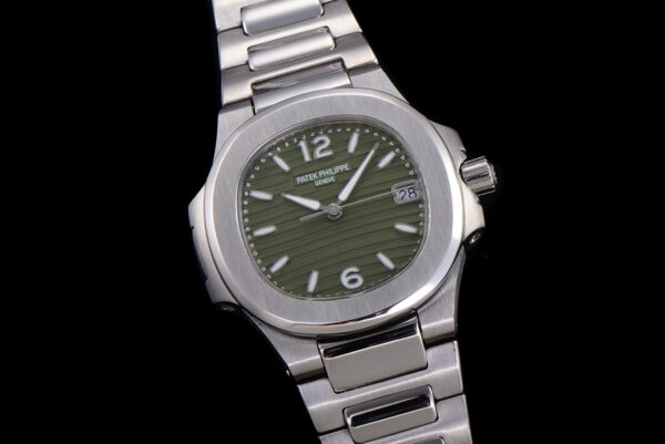 sy_no_77C858AAF770E39302A32D2F6CDE0643_2 Patek Philippe Sport Elegance NAUTILUS Series Nautilus Automatic Mechanical Machine Swiss Watch Green Dial