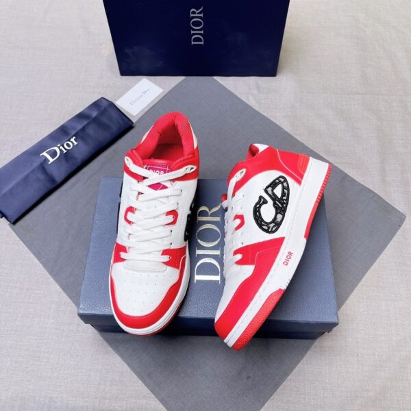 sy_no_7A6F205287CE86C831FD1659159C4A6A_1 Dior White-Red Spliced B57 Mid-Top Sneaker