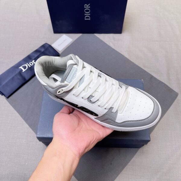 sy_no_7A99390E7D88B9CBF096E44B9A2FA729_5 Dior White-Grey Spliced B57 Mid-Top Sneaker