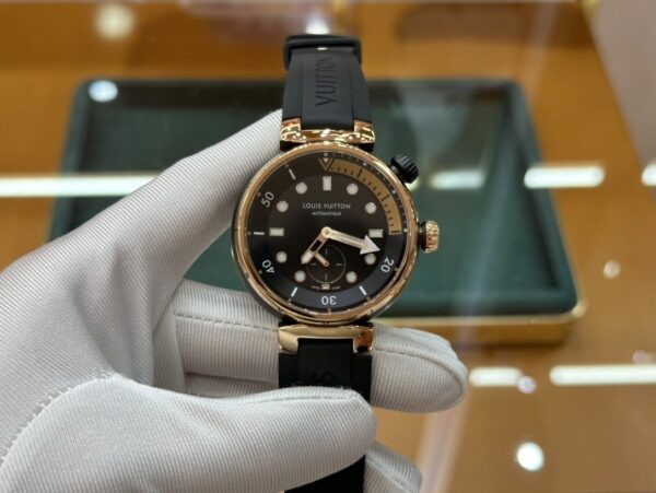sy_no_7B7524520B04F3AAACDB2BDFAF9087FE_0 LOUIS VUITTON TABOUR series watch with automatic mechanical movement and rubber strap 44mm men's watch, 100 meter waterproof