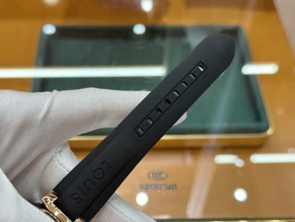 sy_no_7B7524520B04F3AAACDB2BDFAF9087FE_6 LOUIS VUITTON TABOUR series watch with automatic mechanical movement and rubber strap 44mm men's watch, 100 meter waterproof