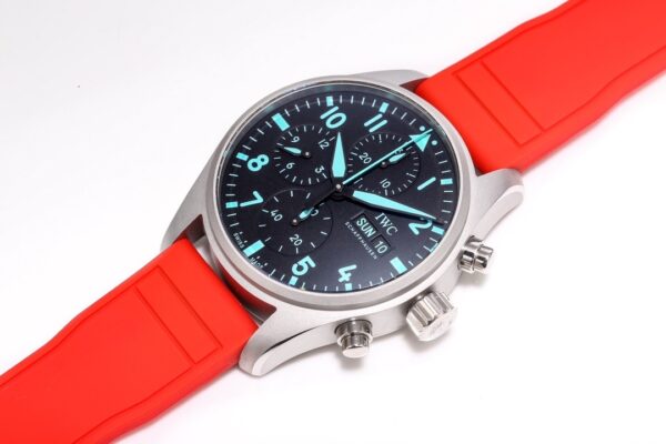 sy_no_7E42DC641AC2545C46E42974E0A68F60_4 IWC Pilot Series Automatic Mechanical Movement 100m Waterproof Men's Watch Swiss Watch 41mm