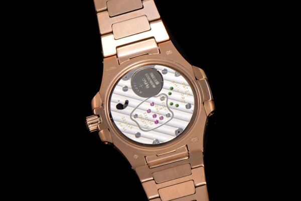 sy_no_7F30995ED5889DF509B86CF16FEF27D2_8 Patek Philippe Sporty Elegance NAUTILUS Series Quartz Movement Women's Watch Swiss Watch Purple Dial