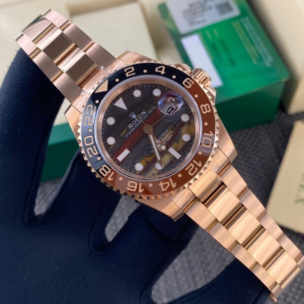 sy_no_815AB23A35374E8AAFBB9DB5F7E1611A_2 ROLEX Rolex Greenwich II automatic mechanical movement date display black dial