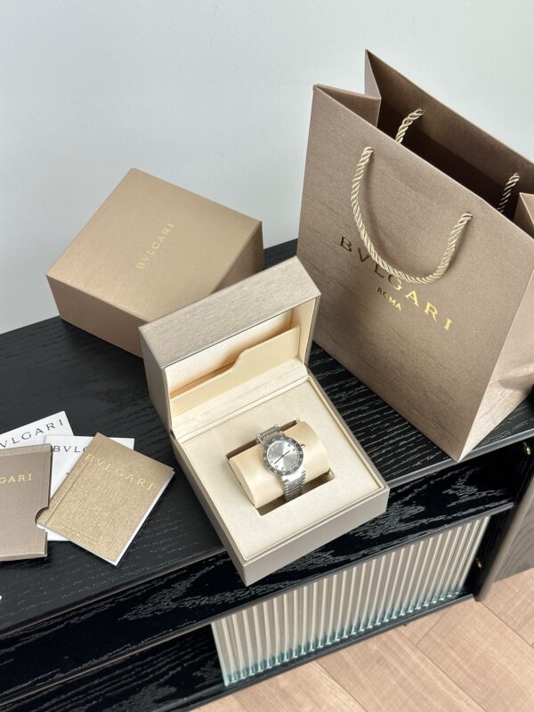 BVLGARI BVLGARI ∙ BVLGARI series watches with quartz movement and stainless steel strap
