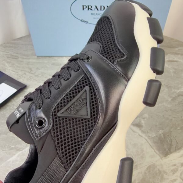 sy_no_83EF3348FB0326DE6C45106C10030BEE_7 Prada Black Leather Mesh Triangle Logo Chunky Dad Sneaker