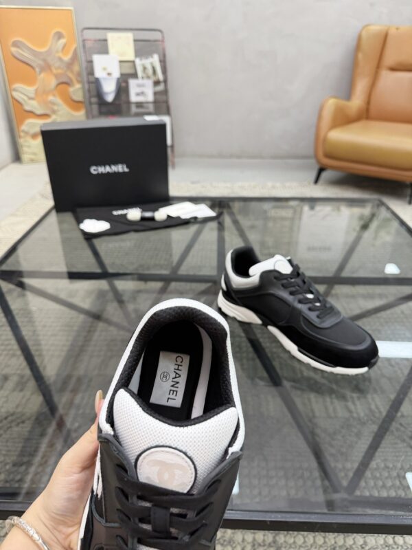 sy_no_85FDDC772F3C3B4D211D195301E80B3C_6 Chanel Black & White Chunky Sneaker with Contrast CC Logo